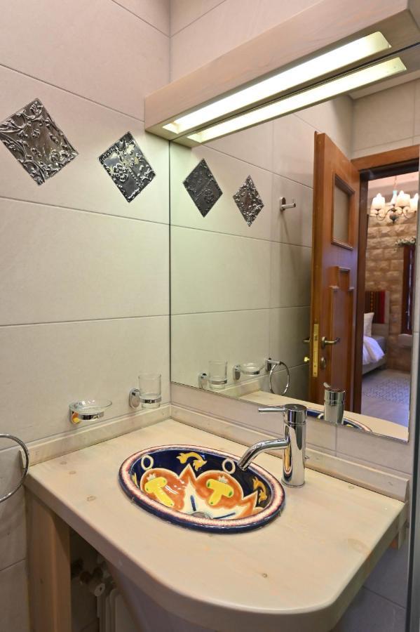 מלון בטרון Domaine Des Oliviers מראה חיצוני תמונה