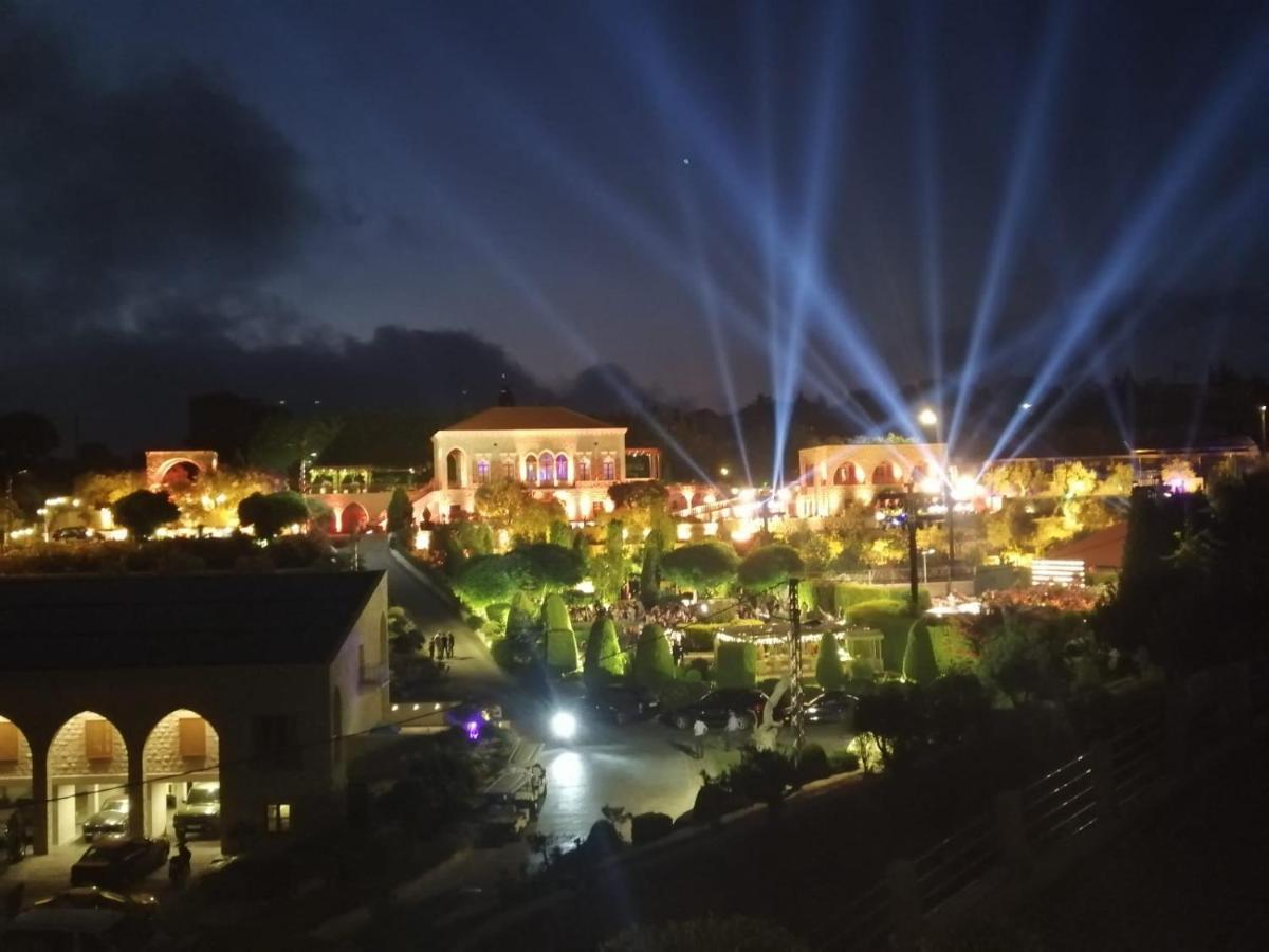 מלון בטרון Domaine Des Oliviers מראה חיצוני תמונה
